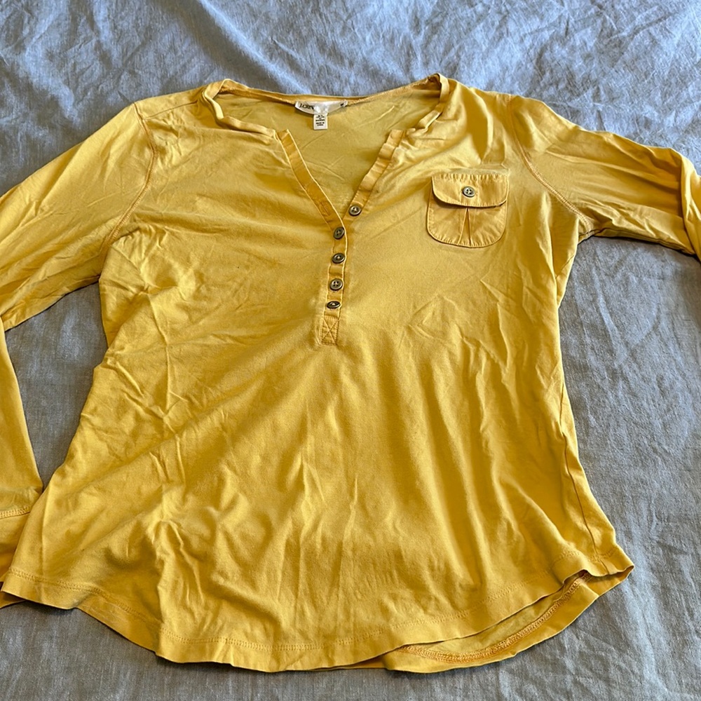 J. Crew size Medium Yellow long sleeve lightweight top
